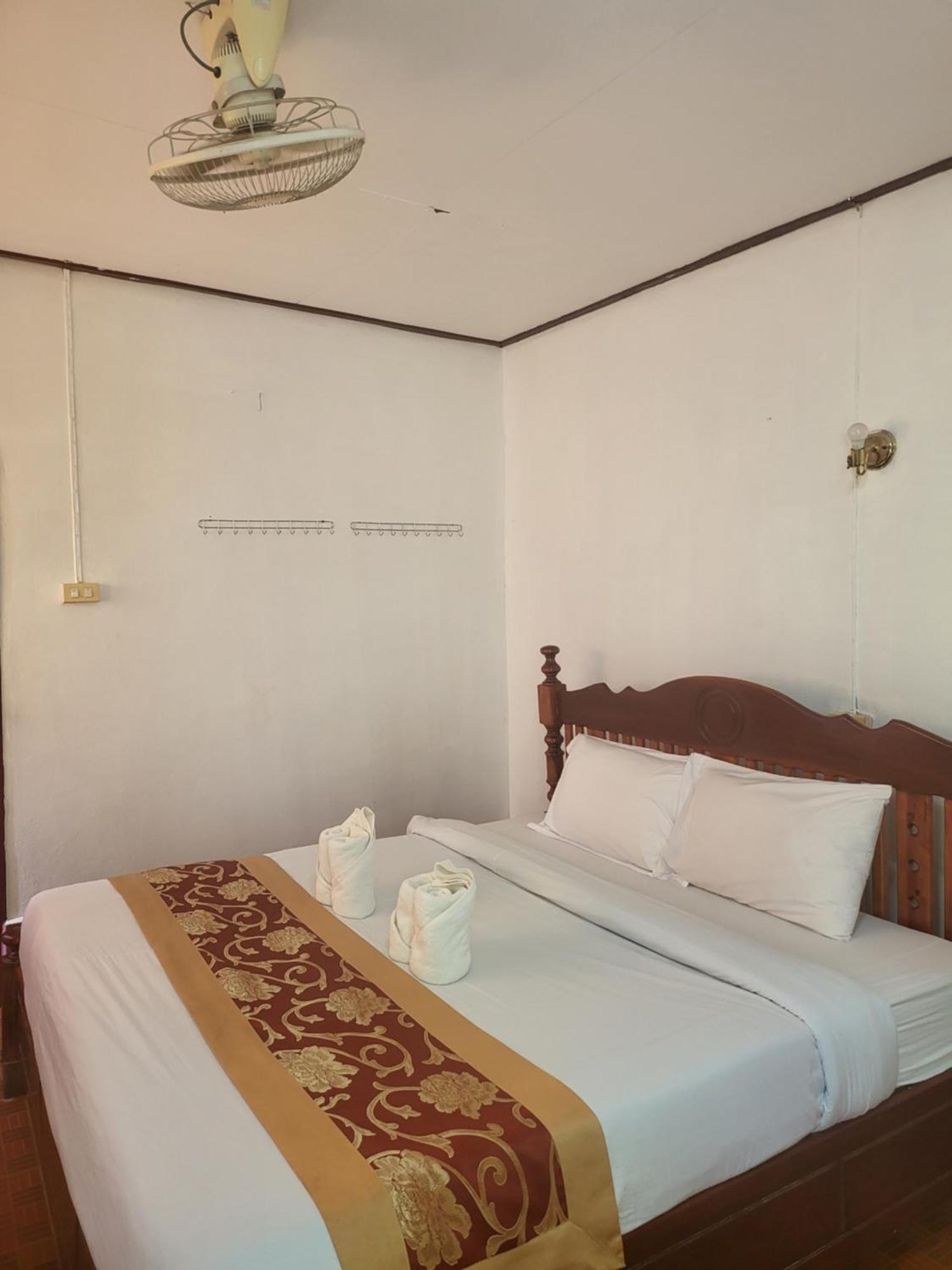 Vang Vieng Chanthala Hotel 1 ภายนอก รูปภาพ