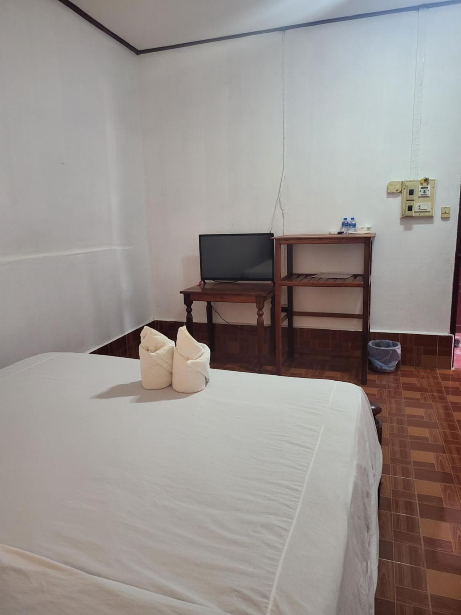 Vang Vieng Chanthala Hotel 1 ภายนอก รูปภาพ